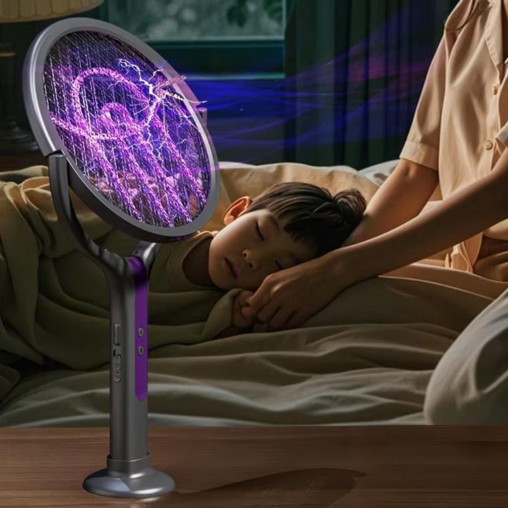 층고 높은 거실 천장 모기까지 한 번에 잡은 굿라이프 90도 회전 확장형 전기모기채 사용기
