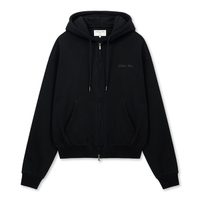 BACK LOGO ESSENTIAL HOODY ZIP UP IN BLACK