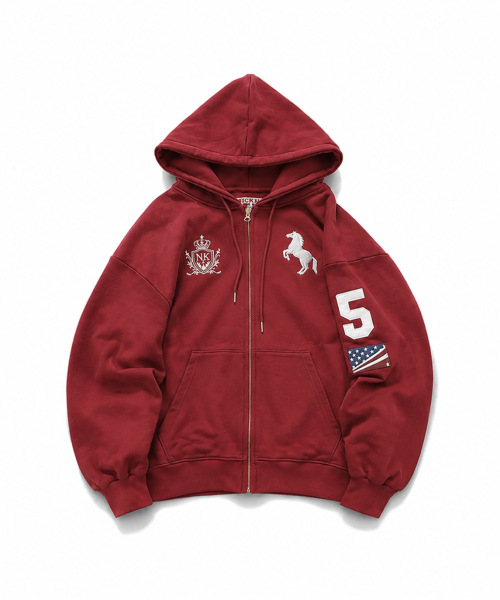 160cm대 중반 여성이 Size 1을 착용했을 때 골반에 딱 떨어지는 크롭한 기장감과 넉넉한 소매 핏을 보여주는 전신샷
