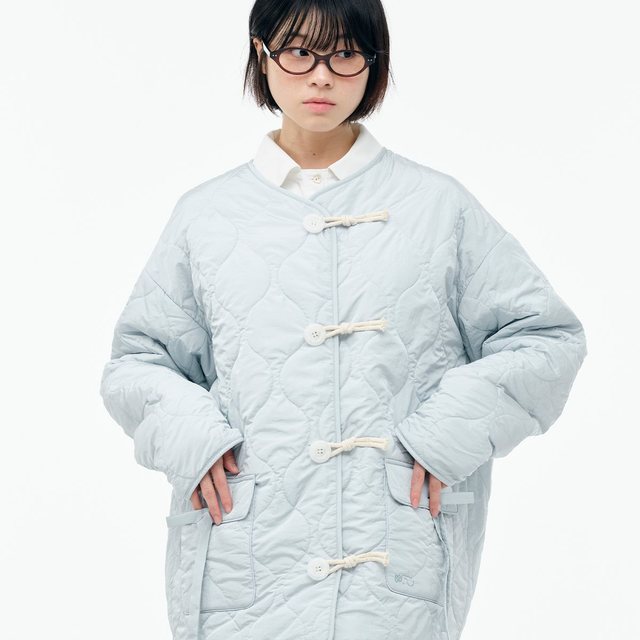 RIBBON QUILTED JACKET [LIGHT GREY]